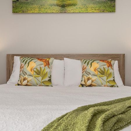 The Wellington Bed And Breakfast Longford Exterior foto